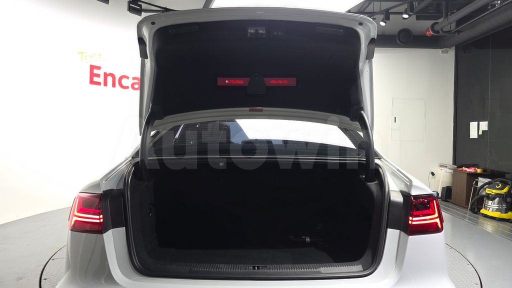 Audi New A6 35 TDI Premium C7 — снимка 19
