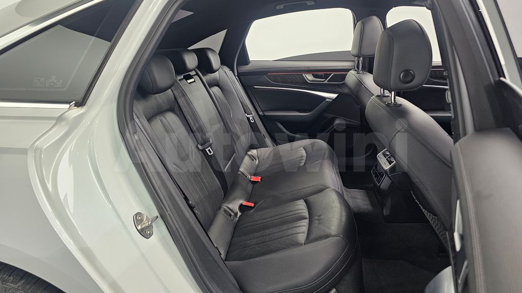 Audi A6(C8) 45 TFSI Premium — снимка 10