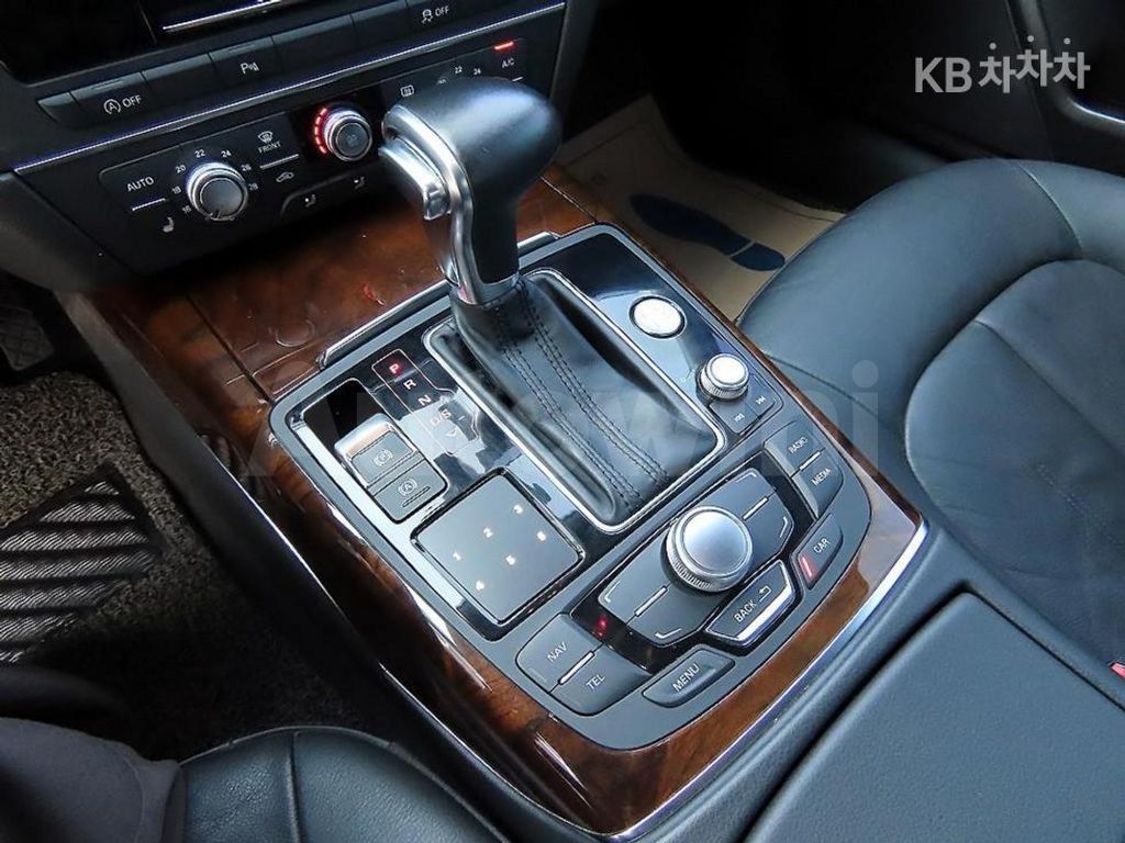 Audi A6 3.0 TDI Quattro C6 — снимка 10