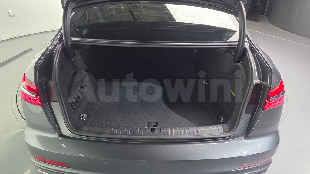 Audi A6(C8) 40 TDI Premium — снимка 20