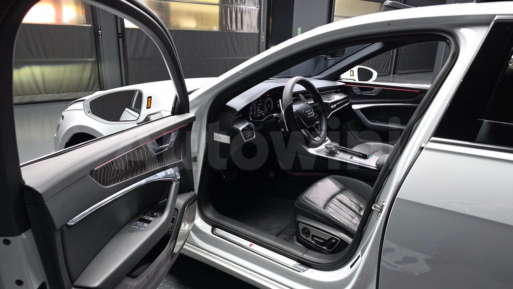 Audi A6(C8) 40 TDI Premium — снимка 10