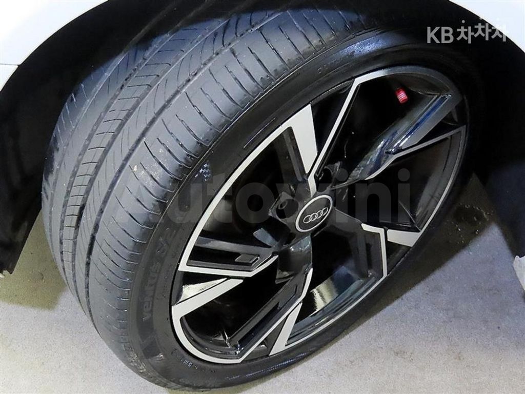 Audi A6 35 TDI Premium C7(15~) — снимка 20