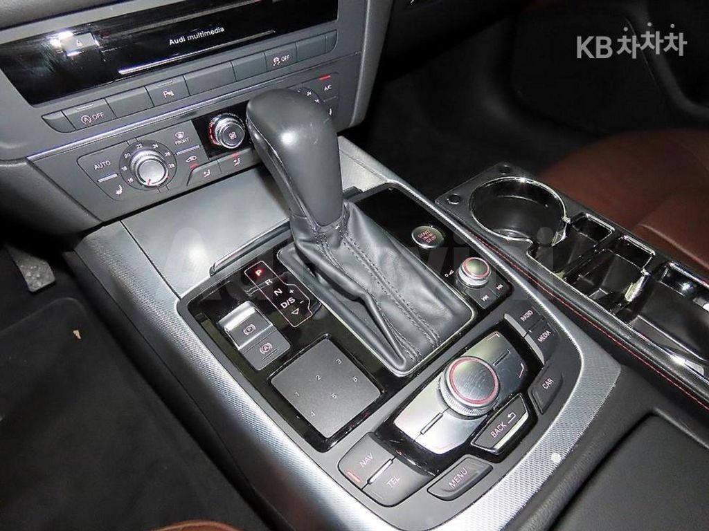 Audi A6 35 TDI Premium C7(15~) — снимка 12