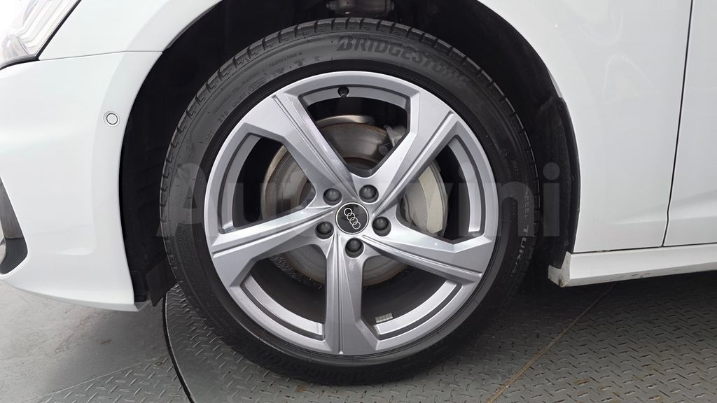 Audi A6(C8) 45 TFSI Premium — снимка 5