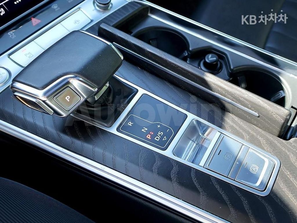 Audi A6(C8) 45 TFSI Quattro Premium — снимка 7