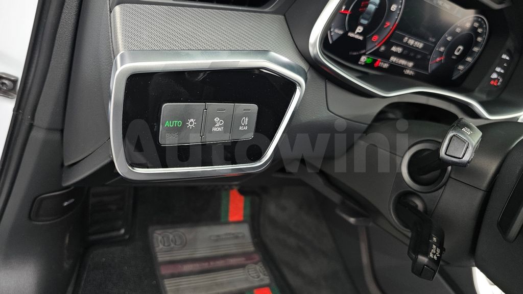 Audi A6(C8) 45 TFSI Quattro — снимка 19