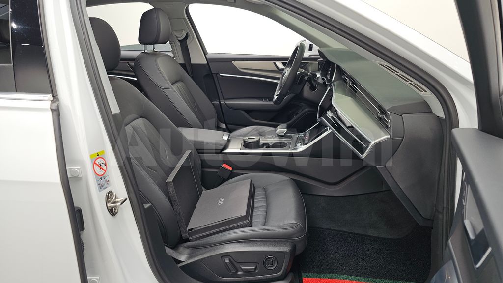 Audi A6(C8) 45 TFSI Quattro — снимка 11