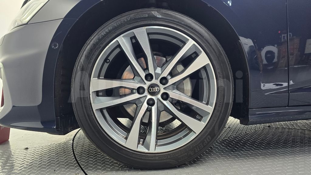 Audi A6(C8) 40 TDI Premium — снимка 5