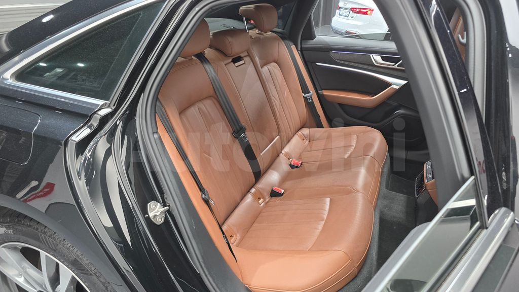 Audi A6(C8) 45 TFSI Quattro Premium — снимка 12