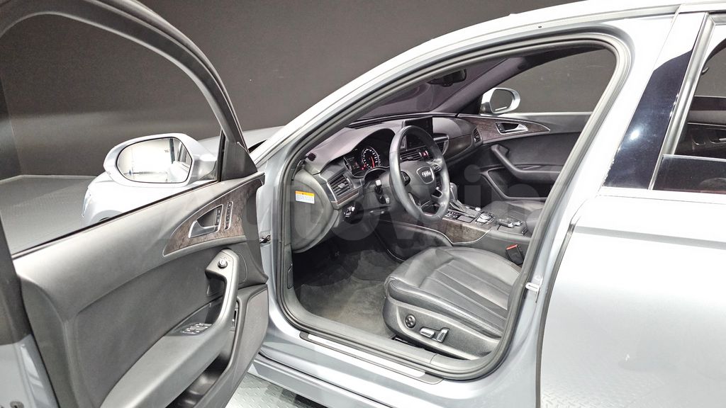 Audi New A6 35 TDI Premium C7 — снимка 10