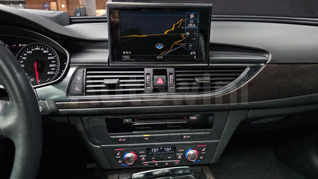 Audi New A6 35 TDI Premium C7 — снимка 16