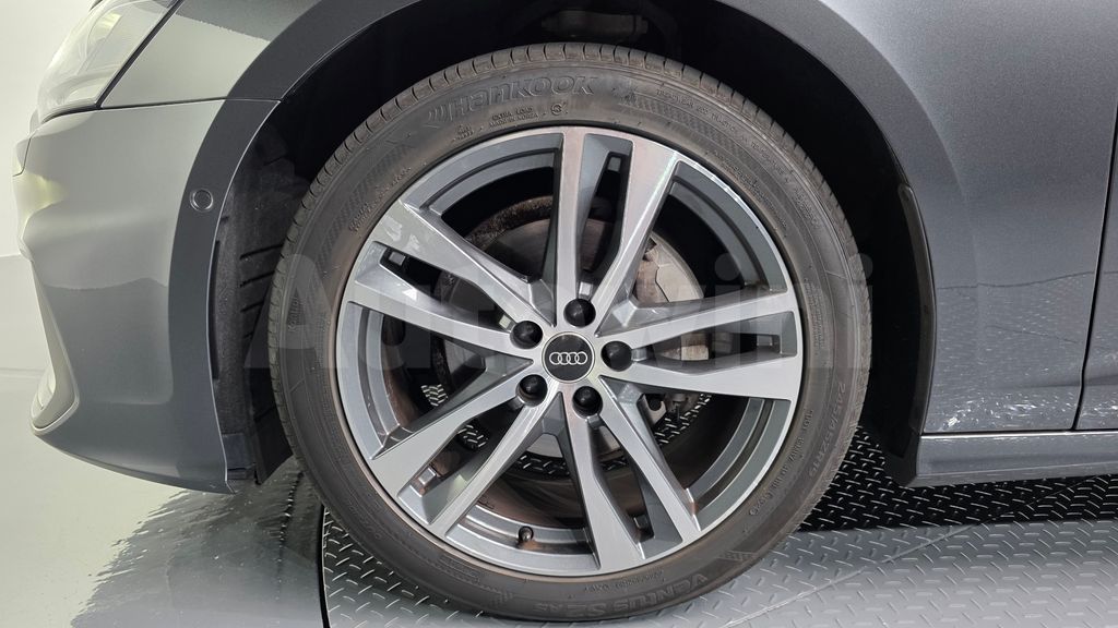 Audi A6(C8) 40 TDI Premium — снимка 4