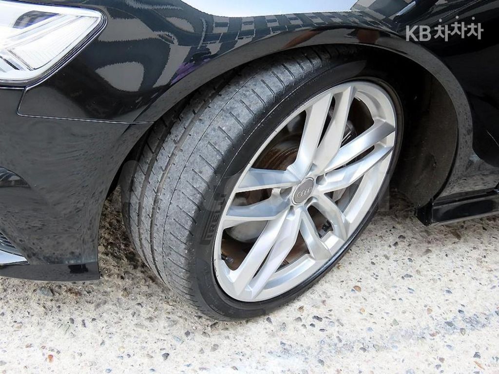 Audi A6 50 TFSI Quattro Sports C7(15~) — снимка 20