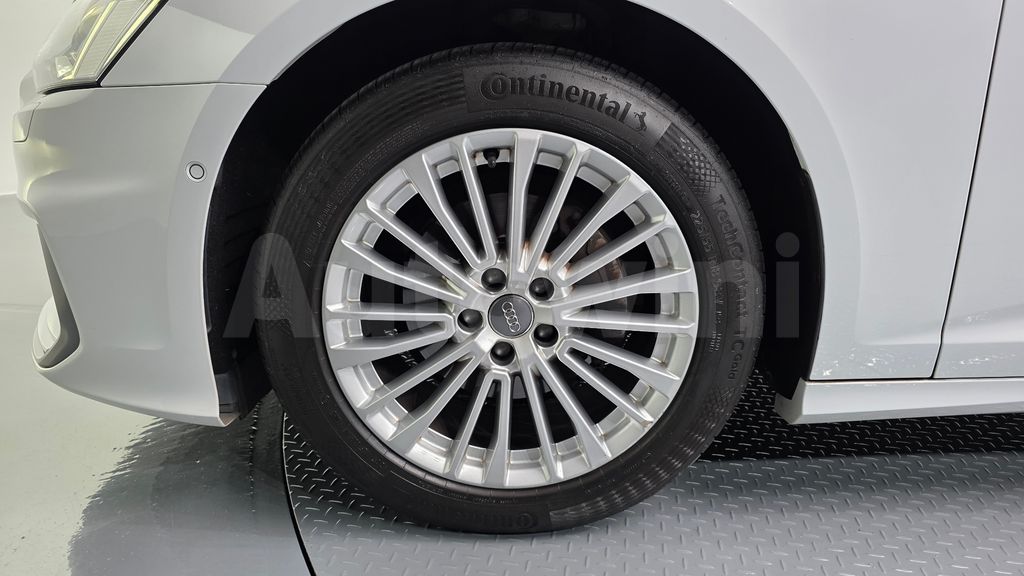 Audi A6(C8) 40 TDI Premium — снимка 4