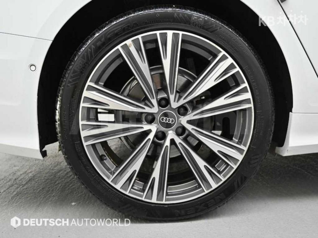 Audi A6(C8) 40 TDI Quattro Premium — снимка 5