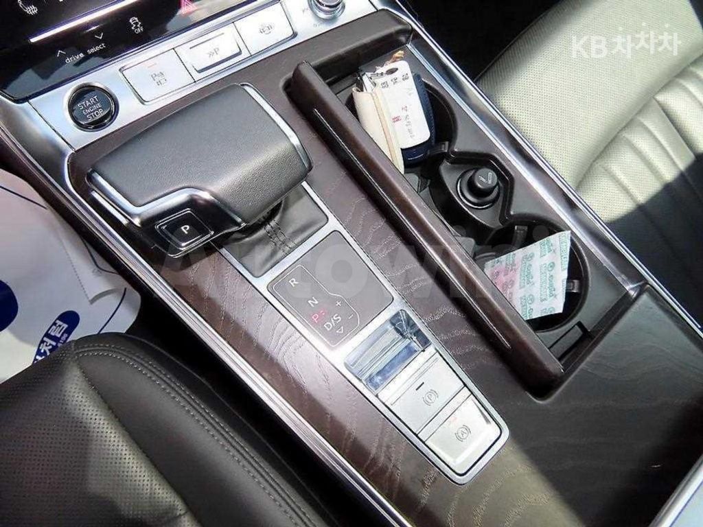 Audi A6(C8) 45 TFSI Premium — снимка 11