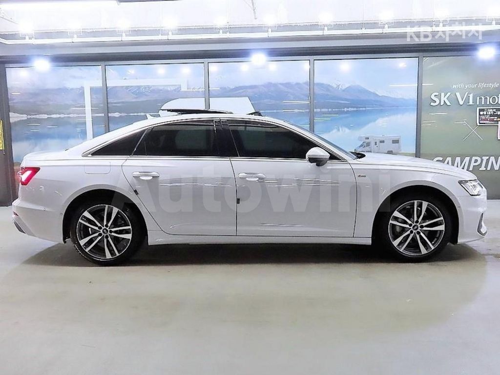 Audi A6(C8) 45 TFSI Quattro Premium — снимка 3