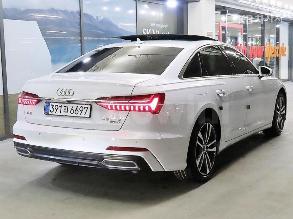 Audi A6(C8) 45 TFSI Quattro Premium — снимка 4