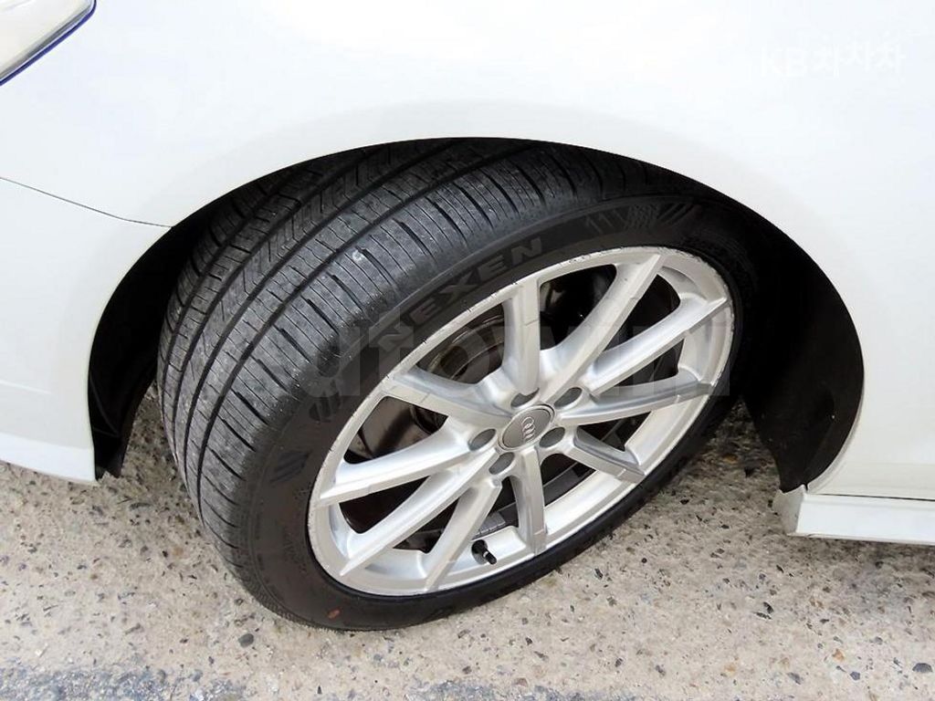 Audi A6 35 TDI Premium C7(15~) — снимка 20