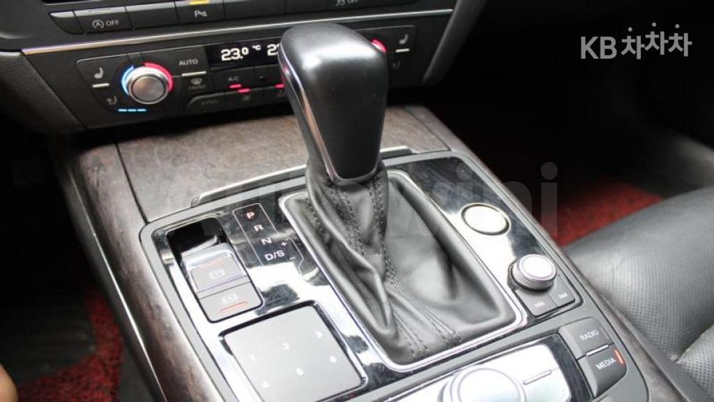 Audi A6 35 TDI Premium C7(15~) — снимка 7