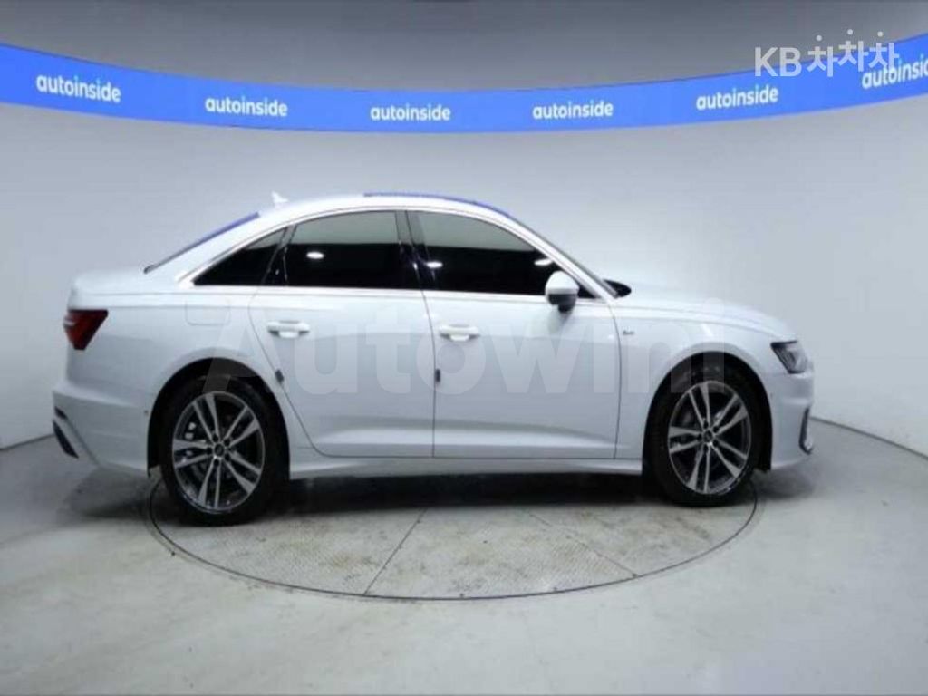 Audi A6(C8) 40 TDI Quattro Premium — снимка 3