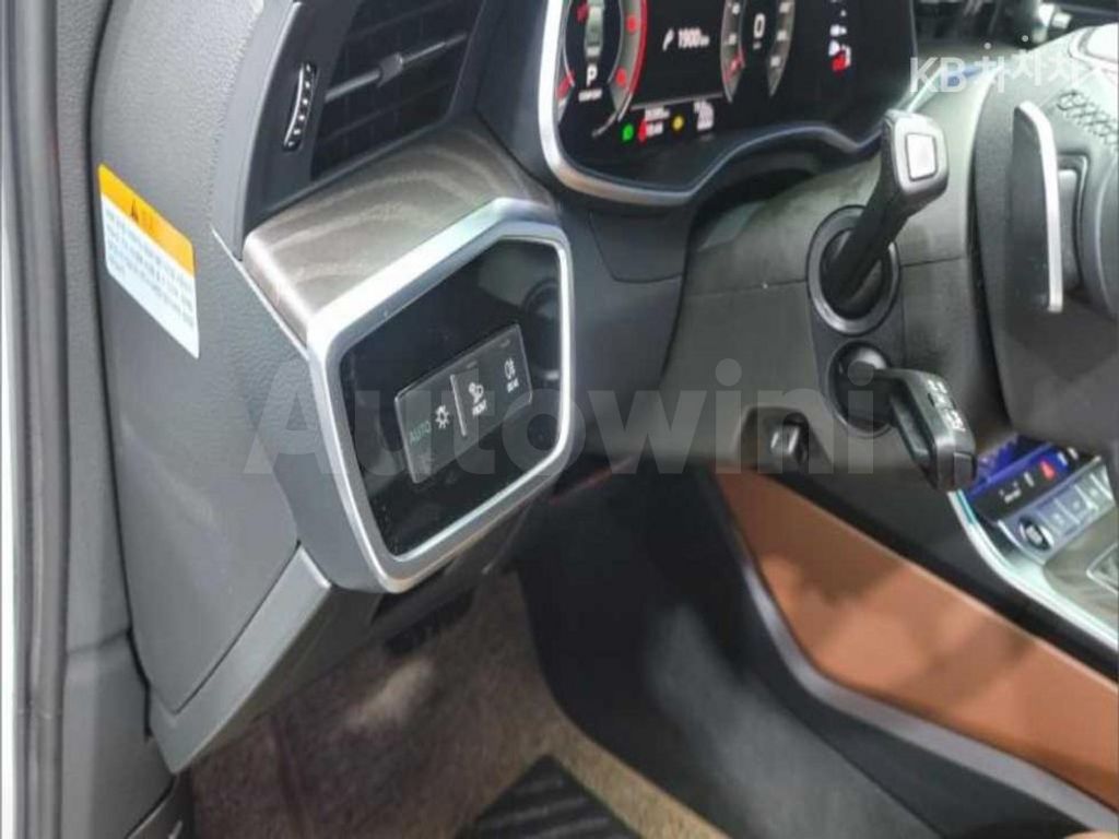 Audi A6(C8) 40 TDI Quattro Premium — снимка 16