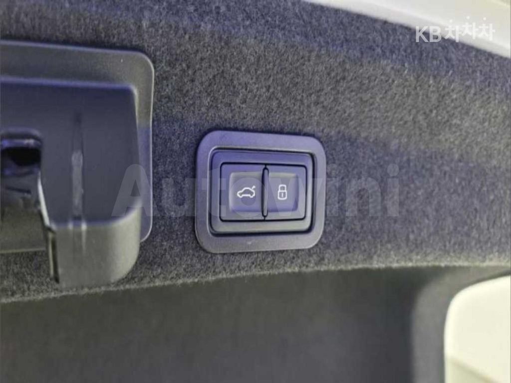 Audi A6(C8) 40 TDI Quattro Premium — снимка 14