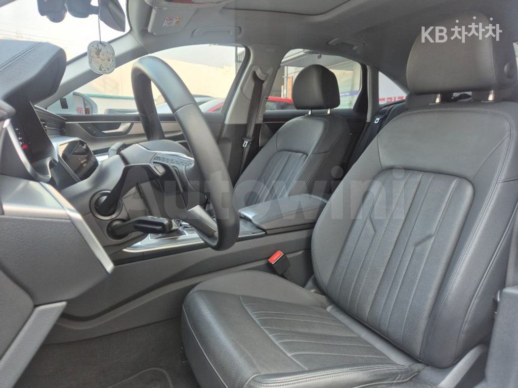 Audi A6(C8) 45 TFSI Basic — снимка 15
