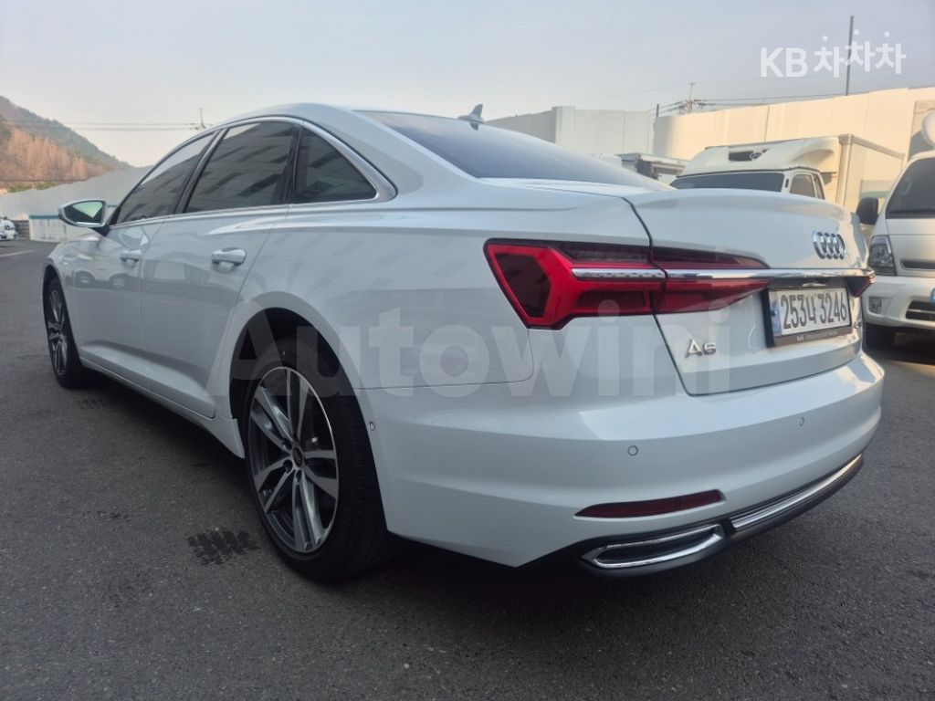 Audi A6(C8) 45 TFSI Basic — снимка 4
