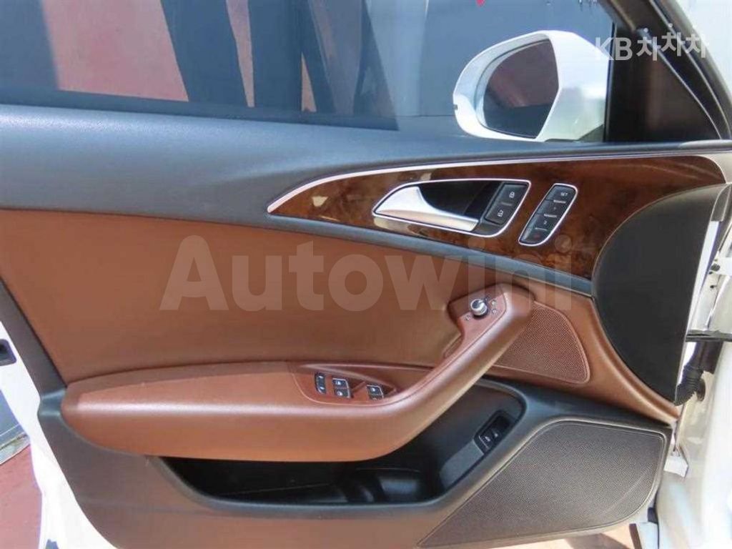 Audi A6 2.0 TFSI Quattro Quattro Dynamic C7(13Y~) — снимка 12