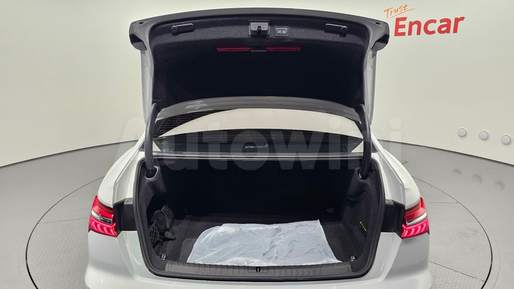Audi A6(C8) 40 TDI Premium — снимка 18