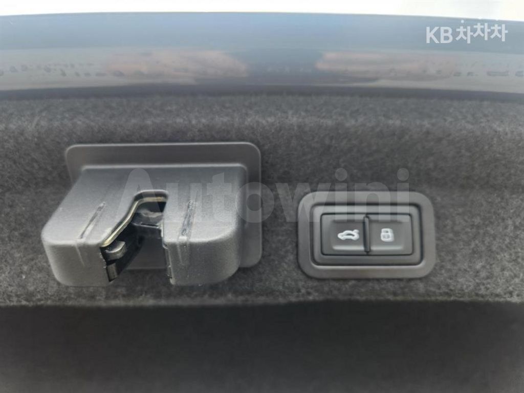 Audi A6(C8) 45 TFSI Quattro Premium — снимка 5