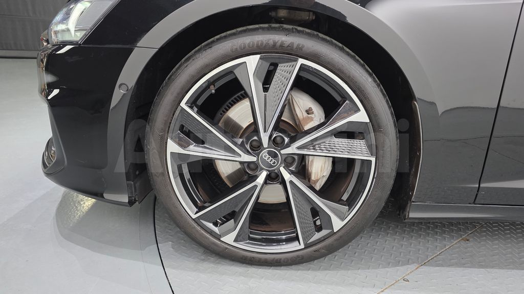 Audi A6(C8) 50 TDI Quattro Premium — снимка 6