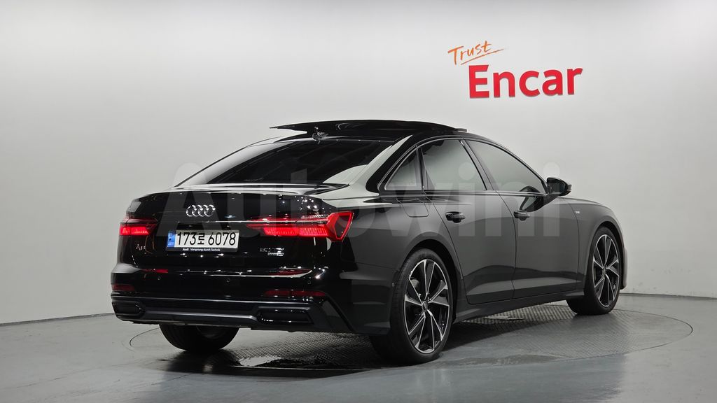 Audi A6(C8) 50 TDI Quattro Premium — снимка 3