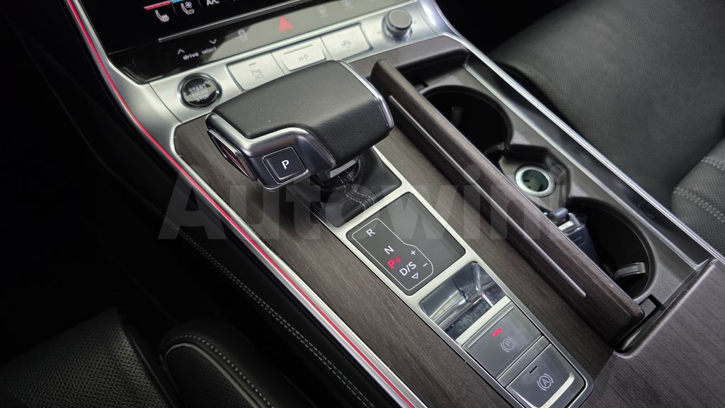 Audi A6(C8) 50 TDI Quattro Premium — снимка 11