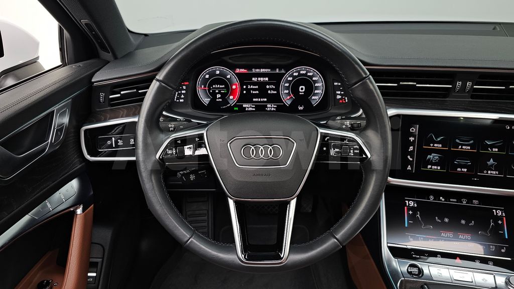 Audi A6(C8) 40 TDI Premium — снимка 12