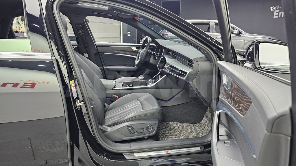 Audi A6(C8) 45 TFSI Premium — снимка 11
