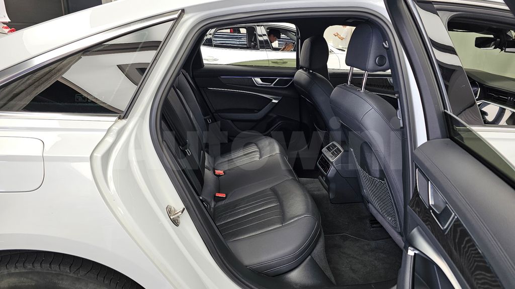 Audi A6(C8) 45 TFSI Premium — снимка 12