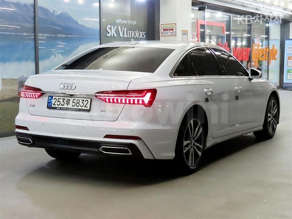 Audi A6(C8) 45 TFSI Premium — снимка 4