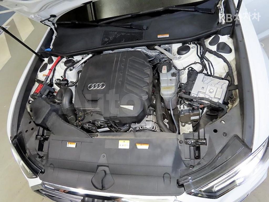 Audi A6(C8) 45 TFSI Premium — снимка 19