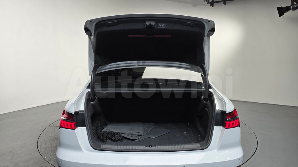 Audi A6(C8) 45 TFSI Premium — снимка 18