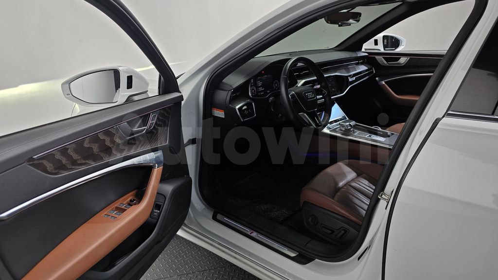 Audi A6(C8) 45 TFSI Premium — снимка 10