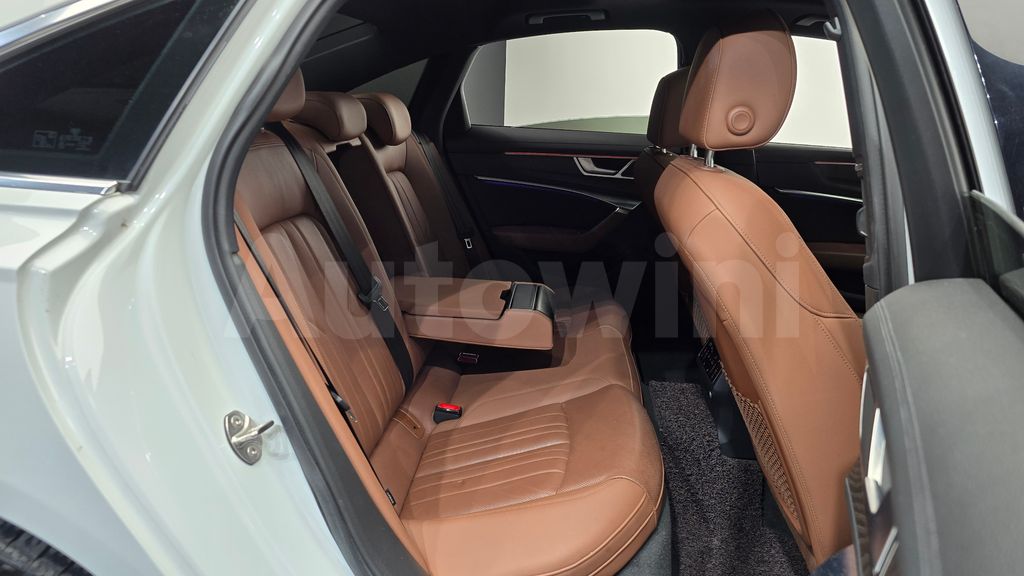 Audi A6(C8) 45 TFSI Premium — снимка 11