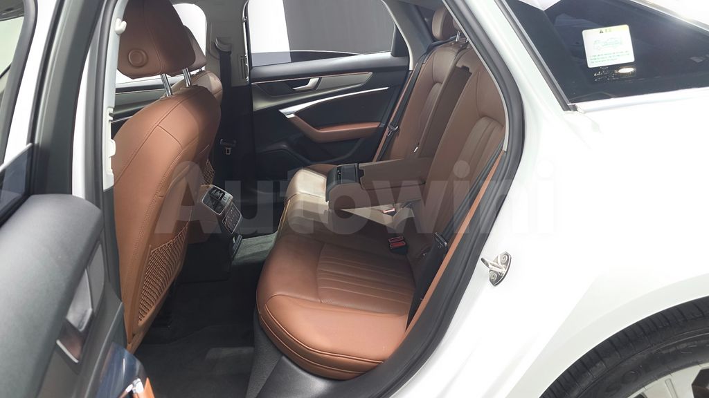 Audi A6(C8) 45 TFSI Quattro — снимка 12