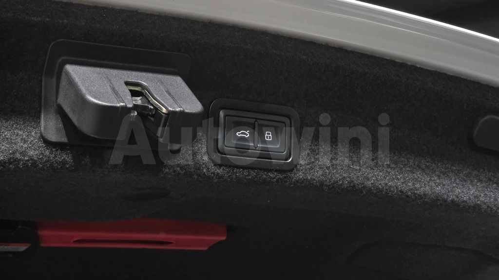 Audi A6(C8) 40 TDI Premium — снимка 20