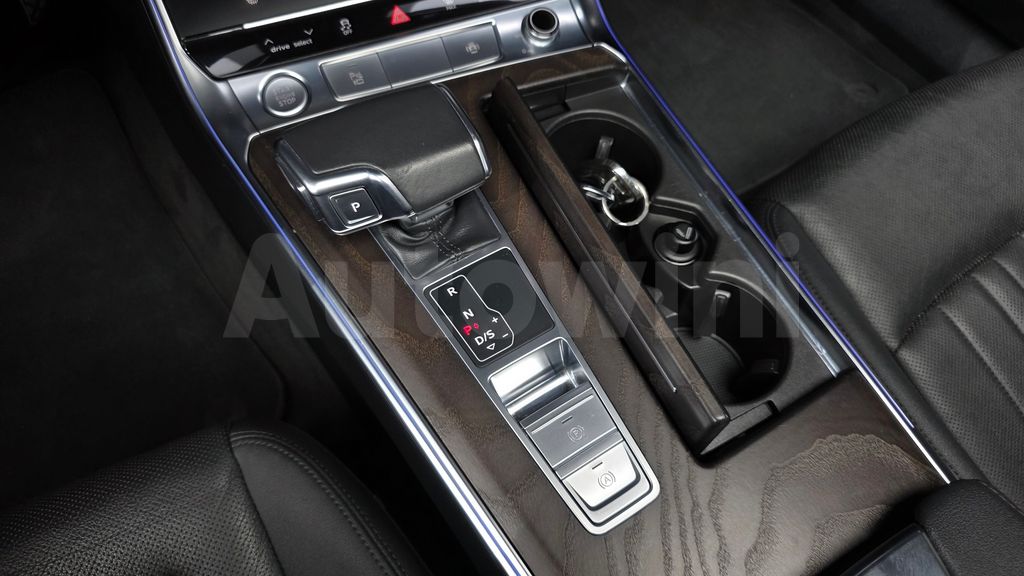 Audi A6(C8) 40 TDI Premium — снимка 9