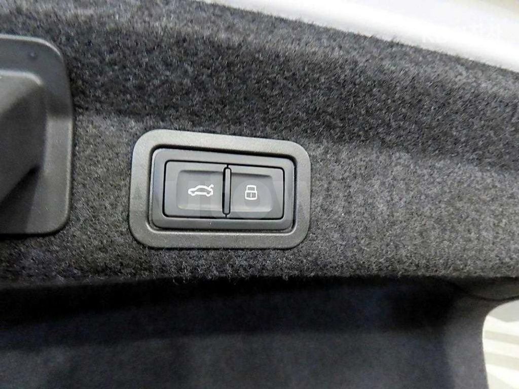 Audi A6(C8) 45 TDI Quattro Premium — снимка 17