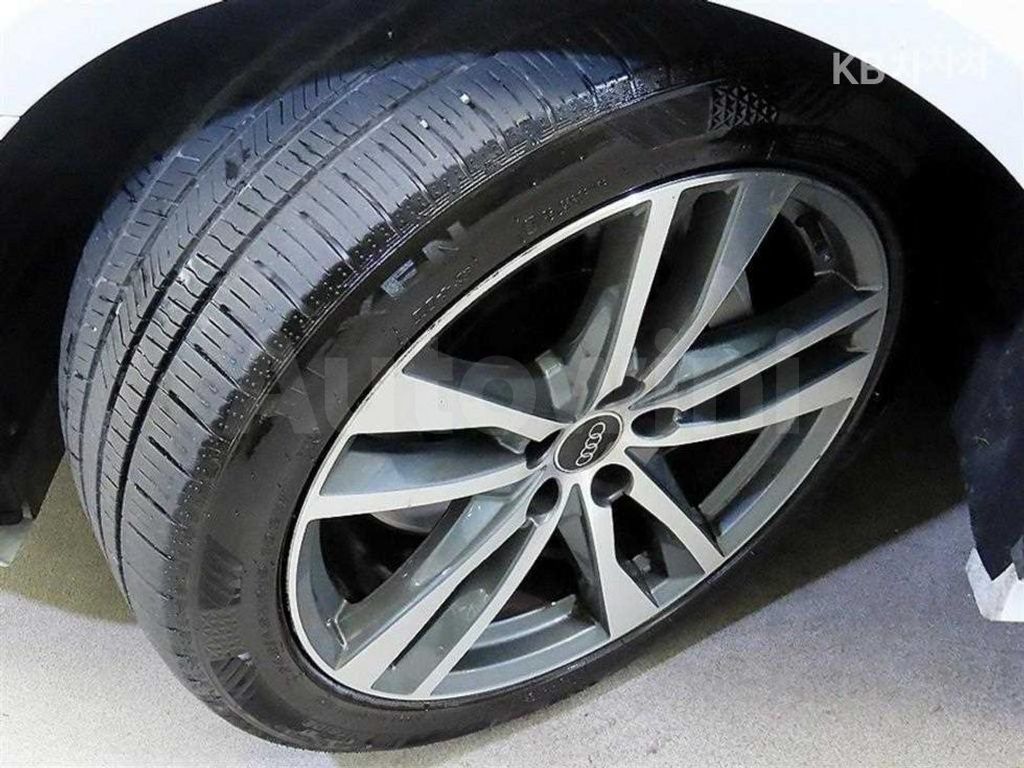 Audi A6(C8) 45 TDI Quattro Premium — снимка 20