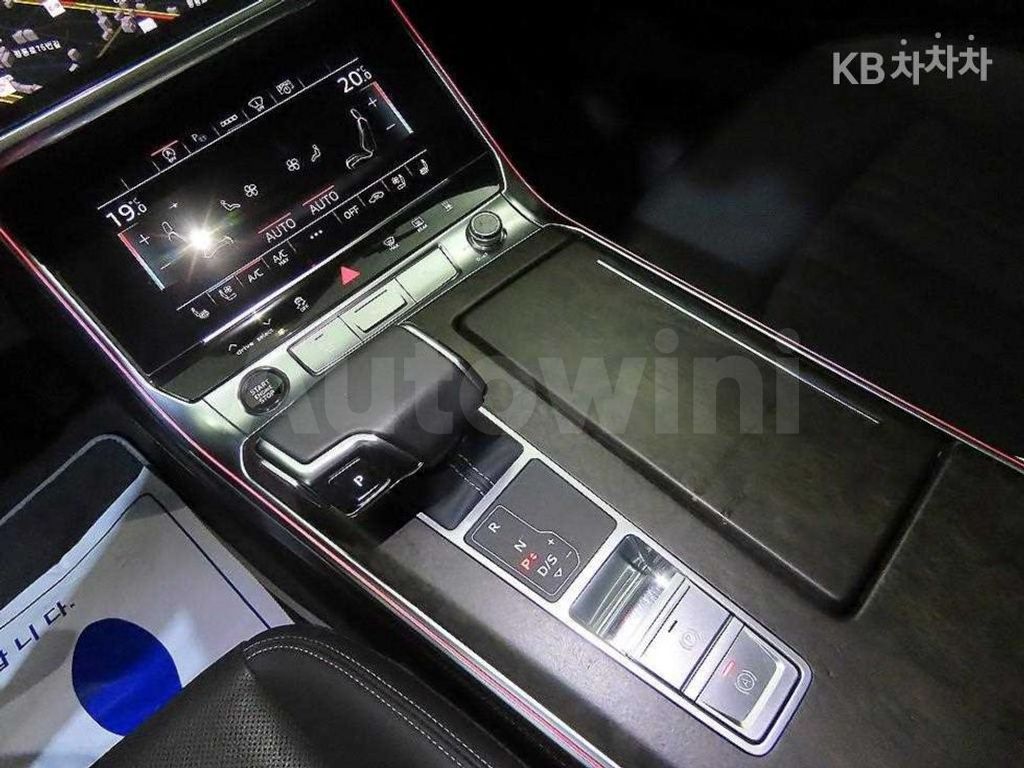 Audi A6(C8) 45 TDI Quattro Premium — снимка 12