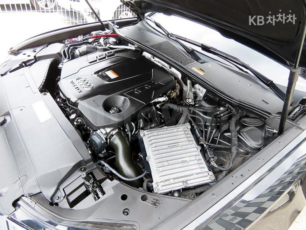 Audi A6(C8) 45 TDI Quattro Premium — снимка 19